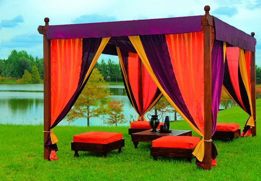 How Do You Choose Summer-Ready Lounge Furniture for Poolside Events?