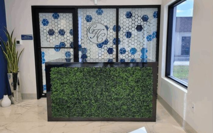 Boxwood Walls rental by Florida Event Decor